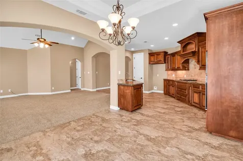 1100 Southern Oaks Drive Angleton TX 77515