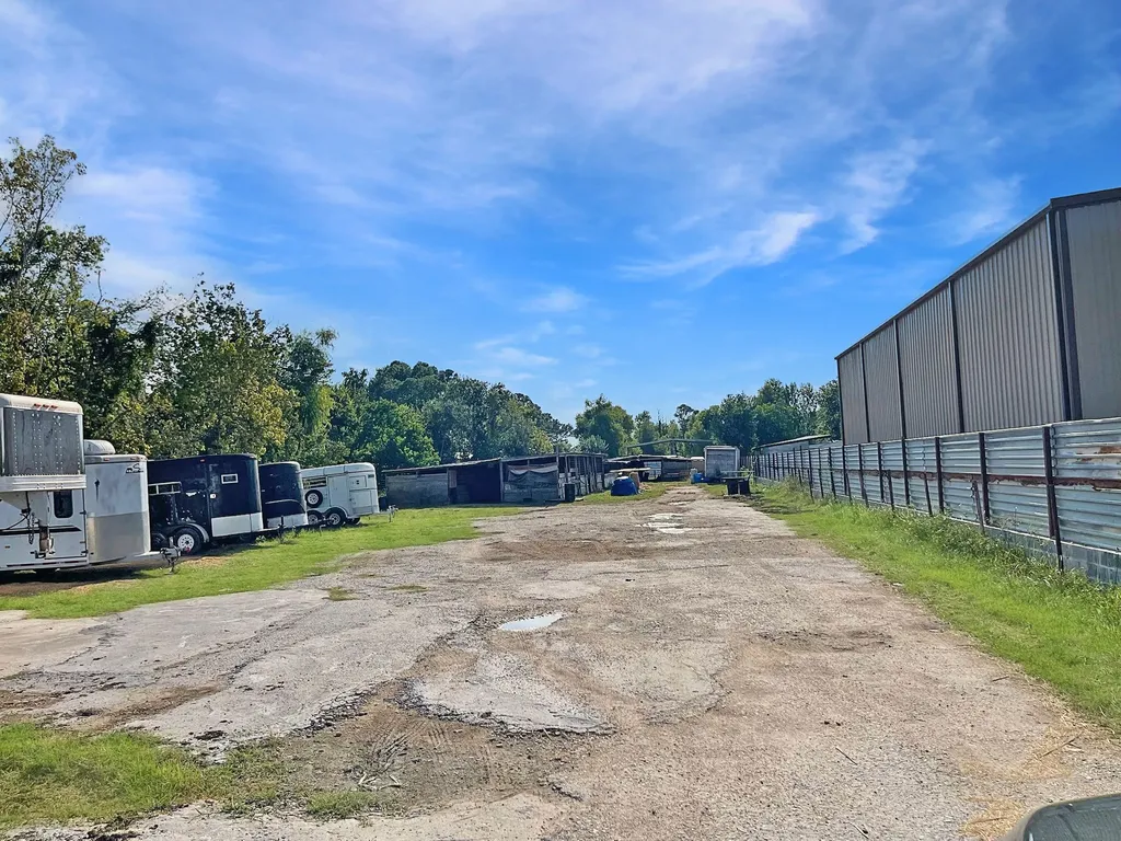 12623 Ann Louise Road Houston TX 77086