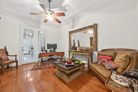 22 Frontenac Way The Woodlands TX 77382