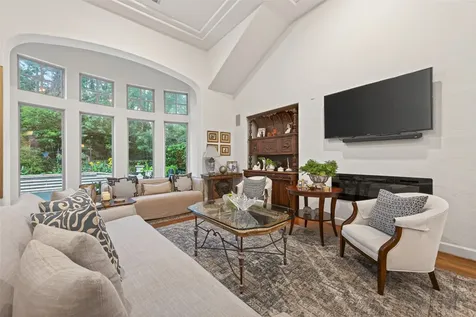 22 Frontenac Way The Woodlands TX 77382