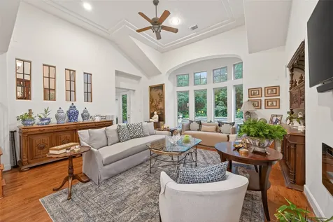 22 Frontenac Way The Woodlands TX 77382