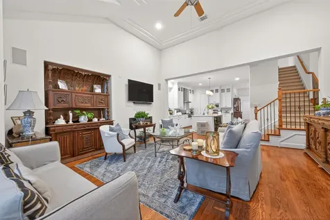 22 Frontenac Way The Woodlands TX 77382