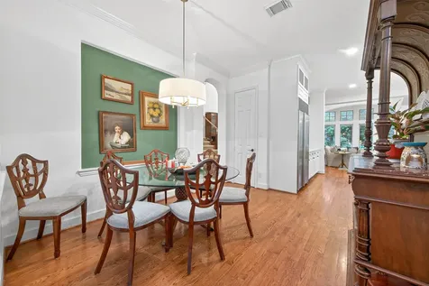 22 Frontenac Way The Woodlands TX 77382