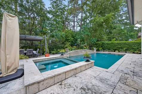 22 Frontenac Way The Woodlands TX 77382