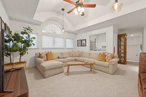 22 Frontenac Way The Woodlands TX 77382