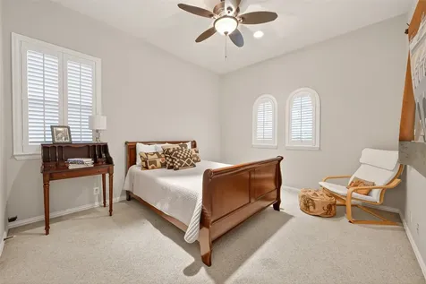 22 Frontenac Way The Woodlands TX 77382