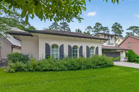 22 Frontenac Way The Woodlands TX 77382
