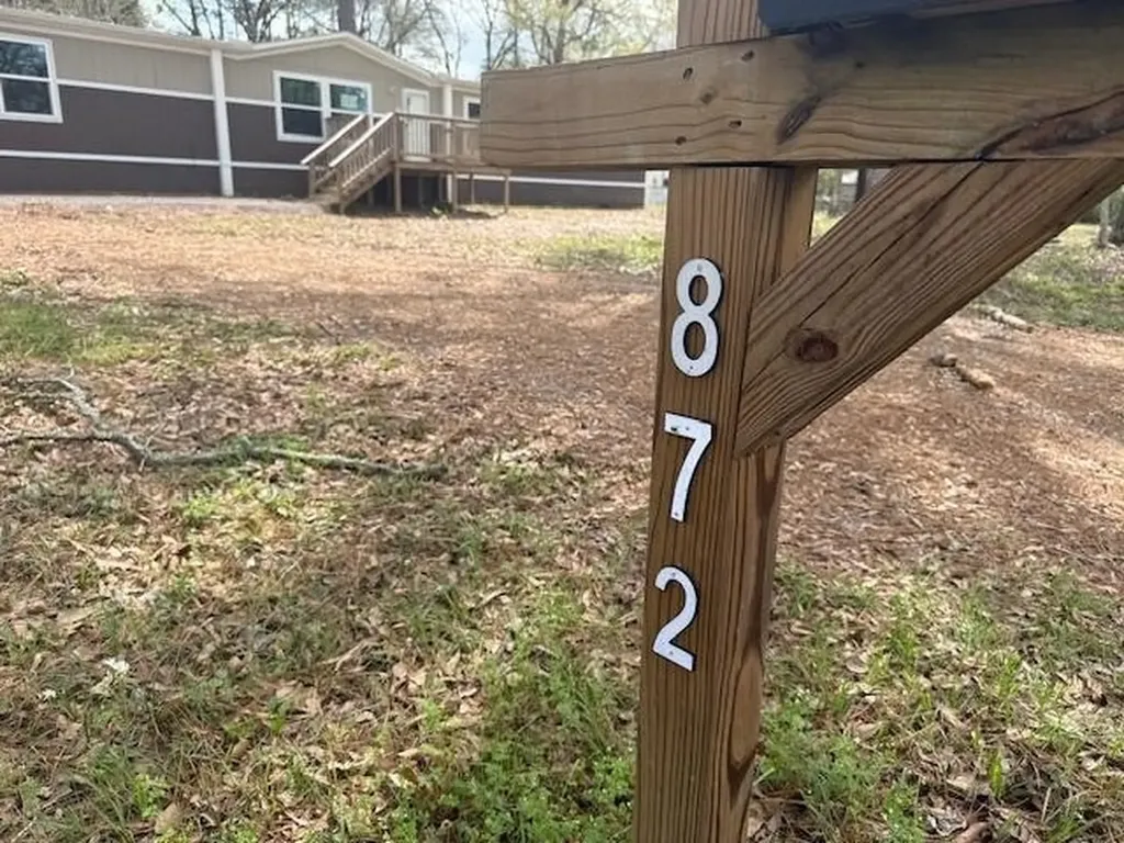 872 Twin Towers Road Silsbee TX 77656
