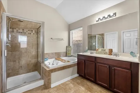 2120 Red Timber Court League City TX 77573