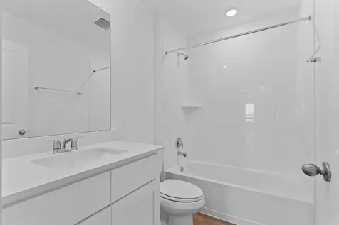 1507 Shimmering Ocean Way Iowa Colony TX 77583
