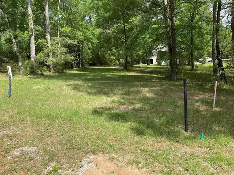 8 Hillside Court Huntsville TX 77340