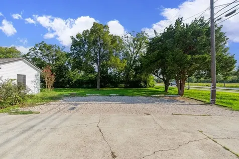 2523 S Broadway Street La Porte TX 77571