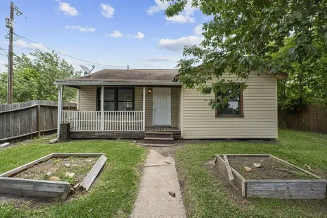 810 23rd Street N Texas City TX 77590