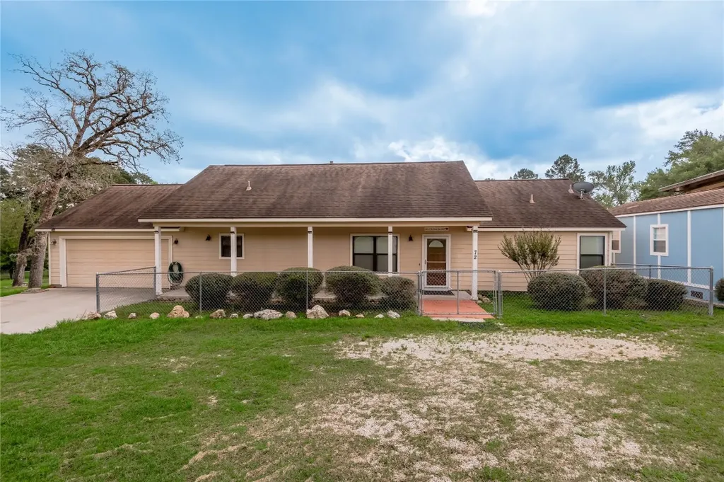 72 Oak Hill Drive Huntsville TX 77320