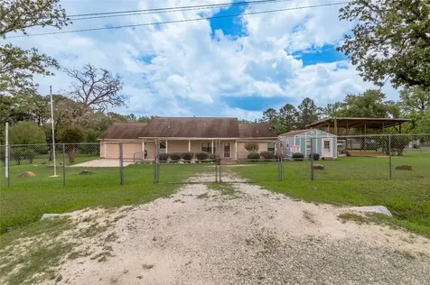 72 Oak Hill Drive Huntsville TX 77320