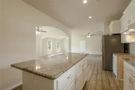72 Oak Hill Drive Huntsville TX 77320