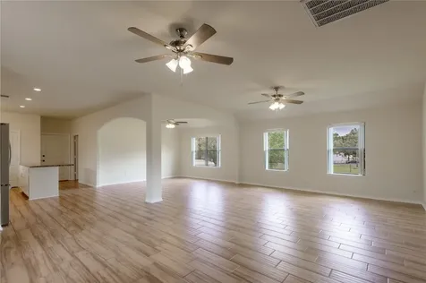 72 Oak Hill Drive Huntsville TX 77320