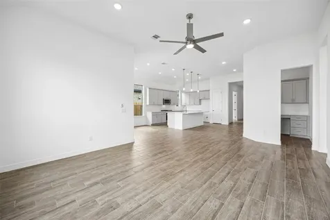 13718 Ballast Green Drive Texas City TX 77568