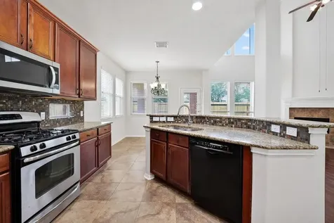 2010 Balsam Lake Lane Pearland TX 77584