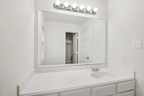 2010 Balsam Lake Lane Pearland TX 77584