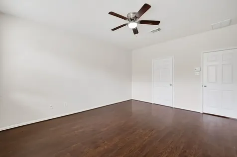 2010 Balsam Lake Lane Pearland TX 77584