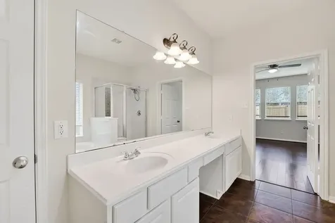 2010 Balsam Lake Lane Pearland TX 77584