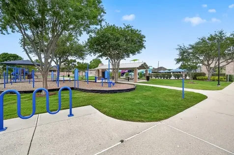 2010 Balsam Lake Lane Pearland TX 77584