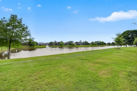 2010 Balsam Lake Lane Pearland TX 77584