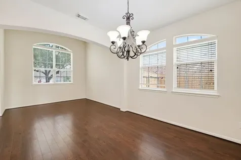 2010 Balsam Lake Lane Pearland TX 77584