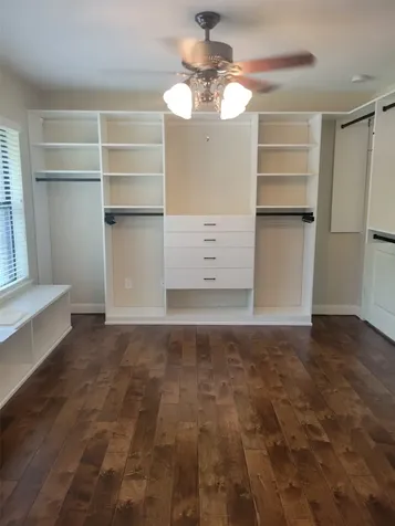 1613 S Hood Street Alvin TX 77511