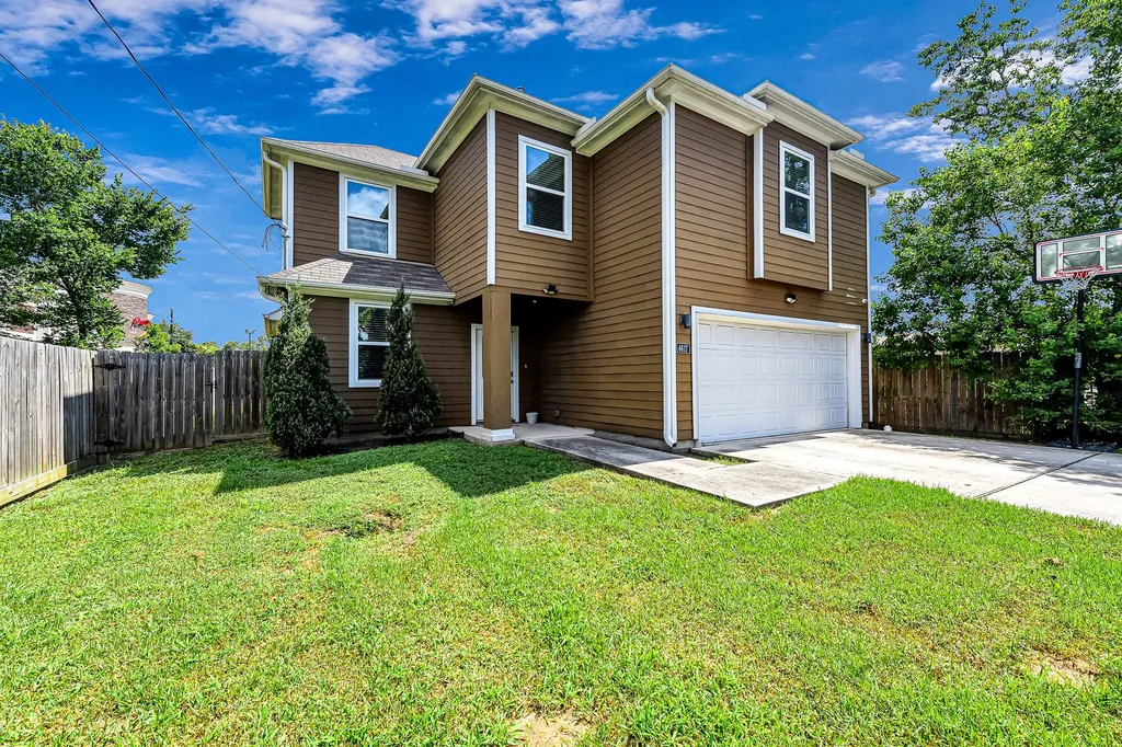 4617 White Rock Street Houston TX 77051