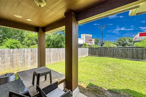 4617 White Rock Street Houston TX 77051