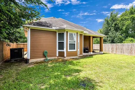 4617 White Rock Street Houston TX 77051