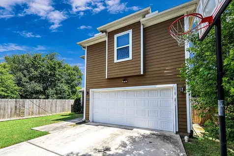 4617 White Rock Street Houston TX 77051