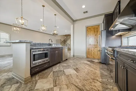 2466 Beacon Circle League City TX 77573