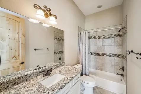 2466 Beacon Circle League City TX 77573