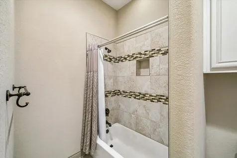 2466 Beacon Circle League City TX 77573