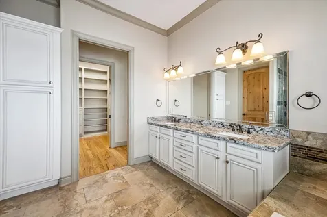 2466 Beacon Circle League City TX 77573