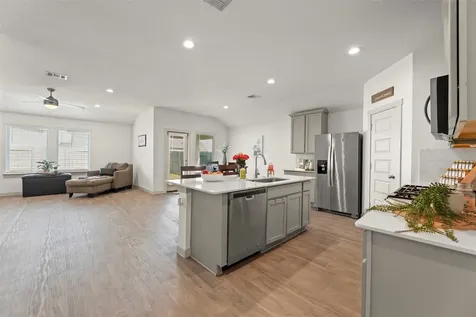 8114 Buck Lane Rosharon TX 77583
