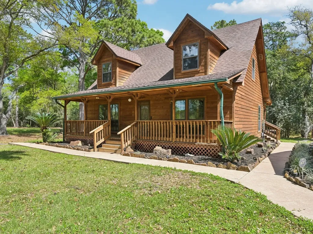 101-1/2 Avenue J Dickinson TX 77539