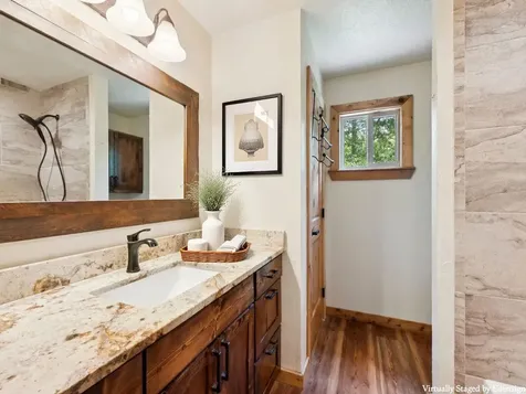 101-1/2 Avenue J Dickinson TX 77539