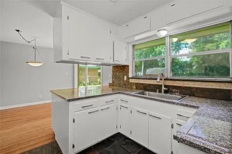 11206 Cliffwood Drive Houston TX 77035