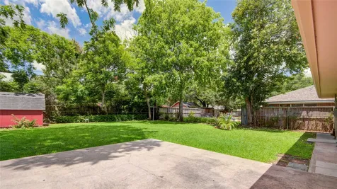 11206 Cliffwood Drive Houston TX 77035