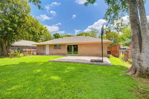 11206 Cliffwood Drive Houston TX 77035