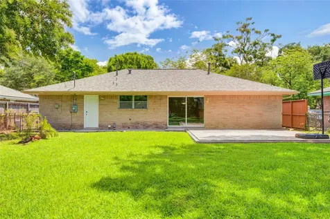 11206 Cliffwood Drive Houston TX 77035