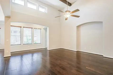 10 Silent Way Drive Sugar Land TX 77498