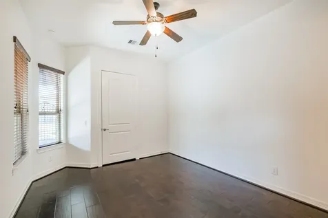 10 Silent Way Drive Sugar Land TX 77498