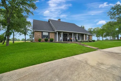 925 Standley Road Madisonville TX 77864