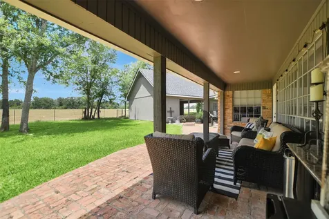 925 Standley Road Madisonville TX 77864