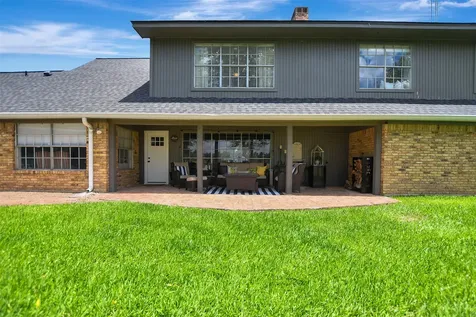 925 Standley Road Madisonville TX 77864